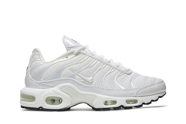 Nike Wmns Air Max Plus Premium 'Triple White'