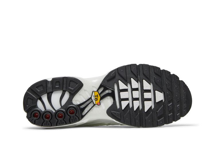 Nike Wmns Air Max Plus Premium 'Triple White'
