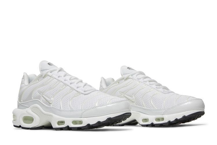 Nike Wmns Air Max Plus Premium 'Triple White'
