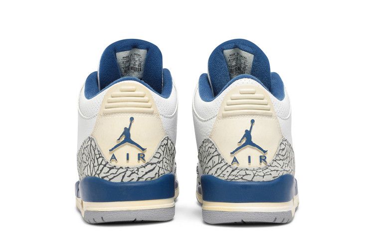 Air Jordan 3 Retro 'True Blue' 2001