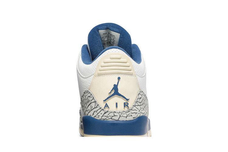 Air Jordan 3 Retro 'True Blue' 2001