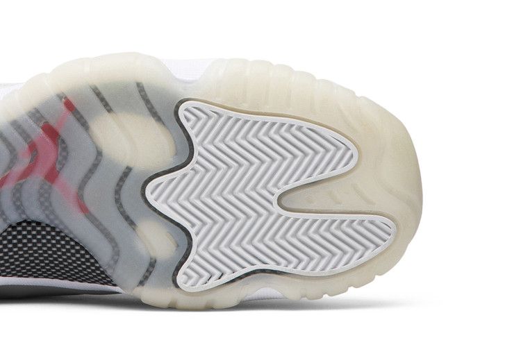 Air Jordan 11 Retro GS 'Platinum Tint'