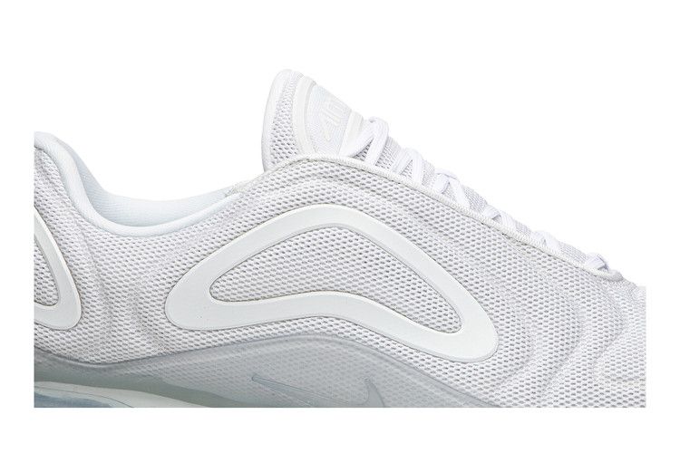 Nike Air Max 720 'Metallic Platinum'