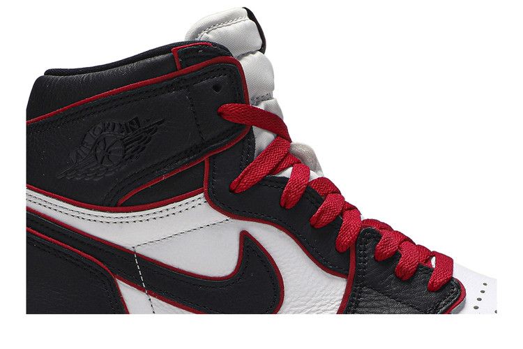 Air Jordan 1 Retro High OG 'Bloodline'