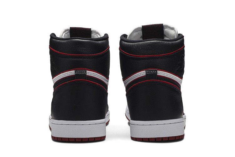 Air Jordan 1 Retro High OG 'Bloodline'