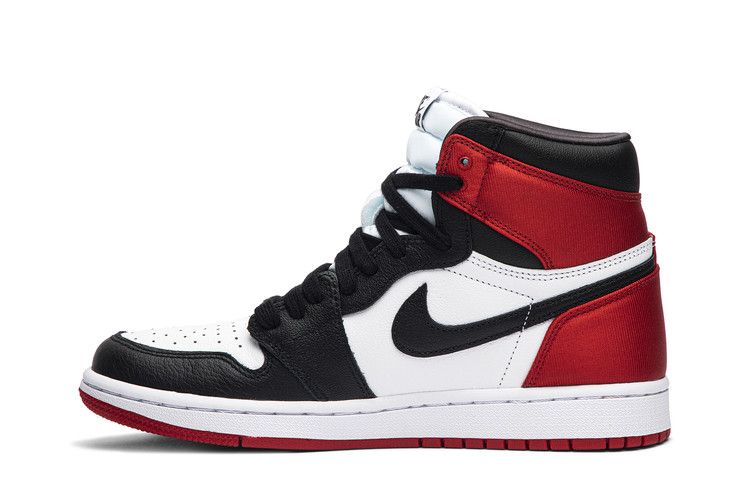 Wmns Air Jordan 1 Retro High 'Satin Black Toe'