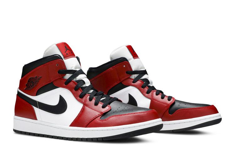 Air Jordan 1 Mid 'Chicago Black Toe'