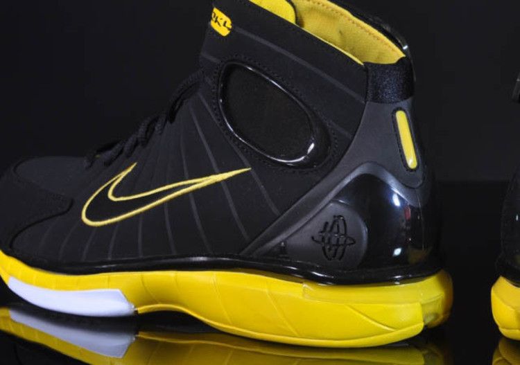 Nike Air Zoom Huarache 2K4 — Black/Black-Varsity Maize