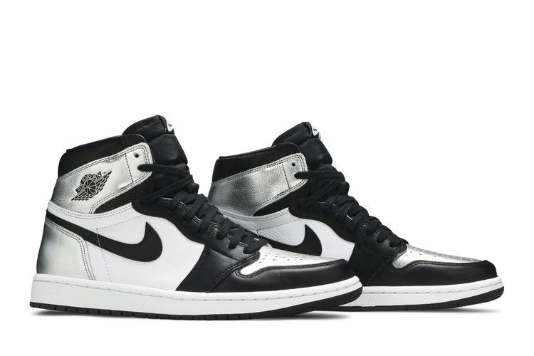 Wmns Air Jordan 1 Retro High OG 'Silver Toe'