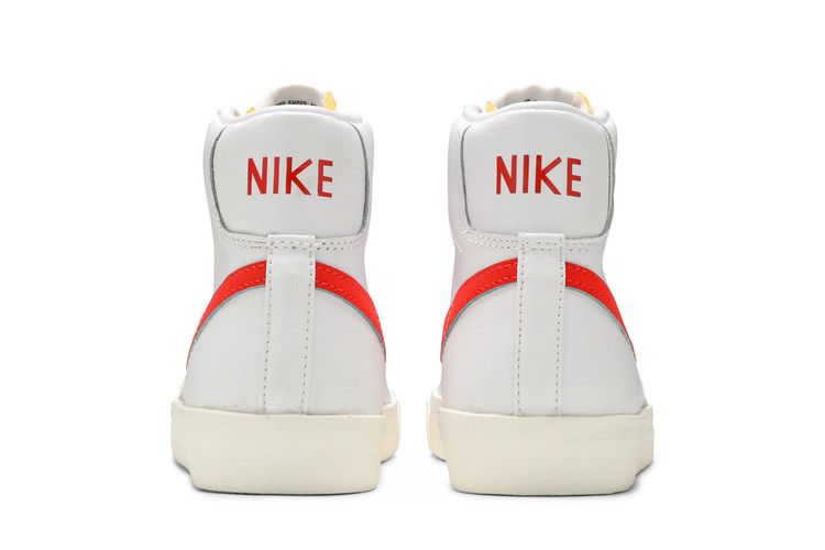 Nike Wmns Blazer '77 Vintage Mid 'Habanero Red'