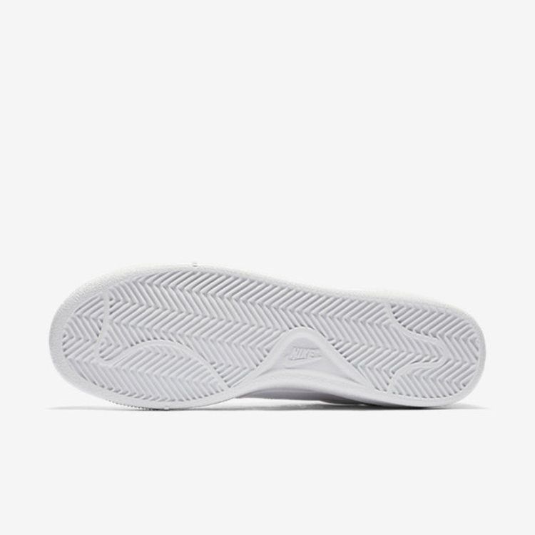 Nike Flyleather Tennis Classic