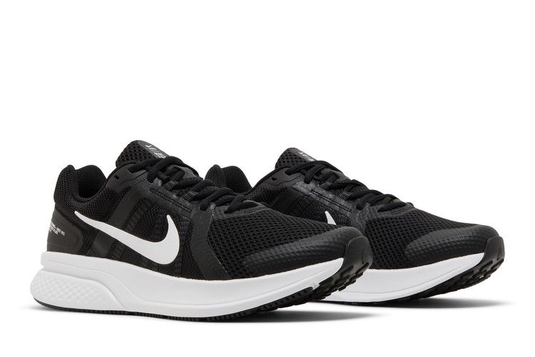 Nike Run Swift 2 'Black White'