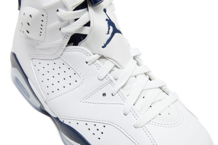 Air Jordan 6 Retro 'Midnight Navy' 2022