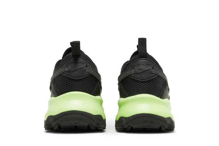 Nike Wmns TC 7900 'Black Ghost Green'
