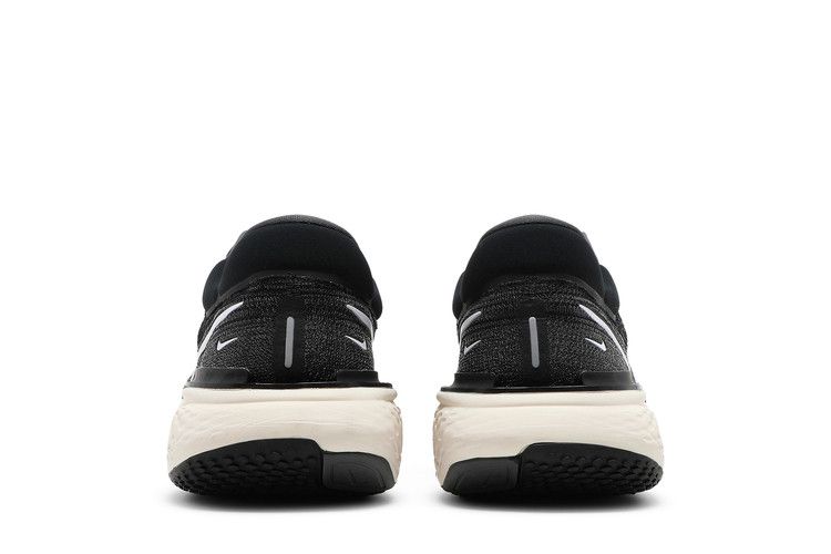 Nike ZoomX Invincible Run Flyknit 'Black White' — Black/Iron Grey/Volt/White