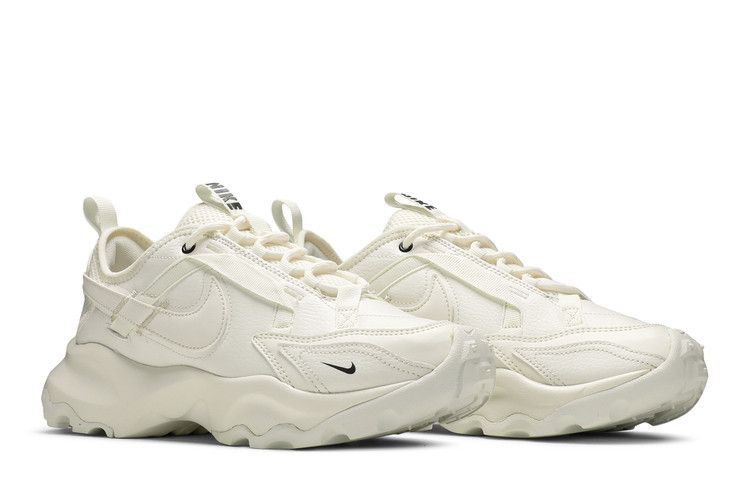 Nike Wmns TC 7900 'Sail'