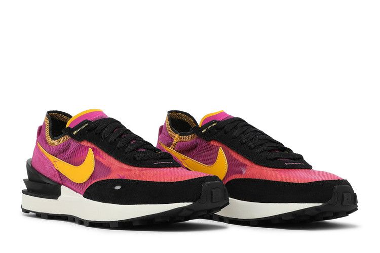 Nike Waffle One 'Active Fuchsia'