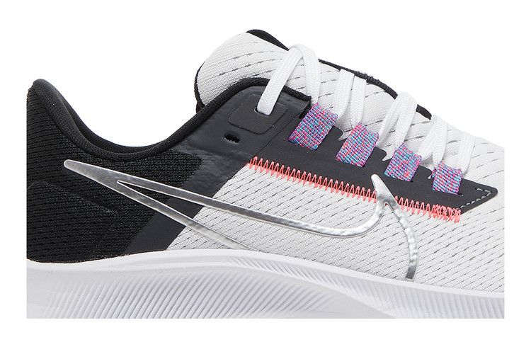 Nike Wmns Air Zoom Pegasus 38 'White Metallic Silver' — White/Black/Flash Crimson/Metallic Silver