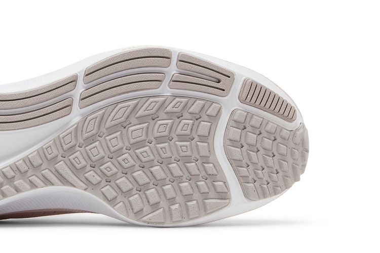 Nike Wmns Air Zoom Pegasus 38 'Champagne'
