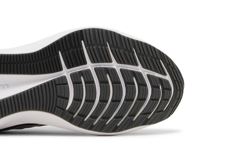 Nike Wmns Zoom Winflo 8 'Black White'