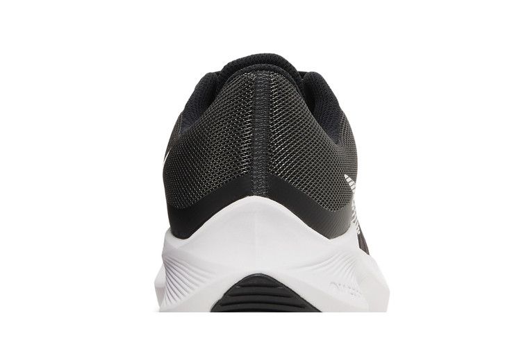 Nike Wmns Zoom Winflo 8 'Black White'