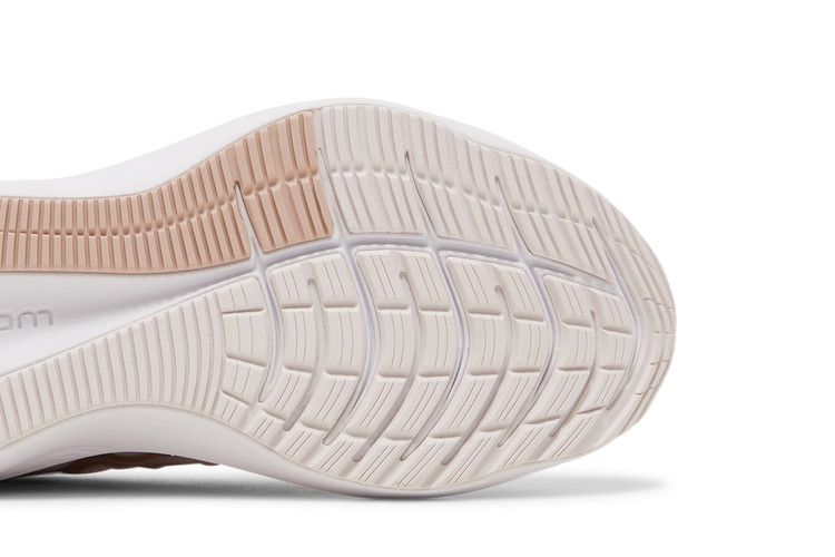 Nike Wmns Zoom Winflo 8 'Light Violet Champagne'