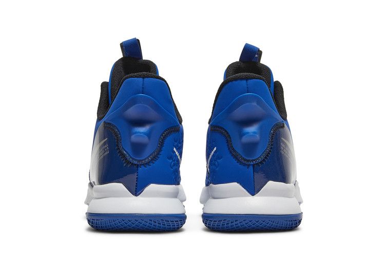 Nike LeBron Witness 5 'Game Royal'