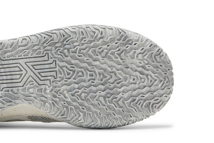 Nike Kyrie 7 SE GS 'Chip'