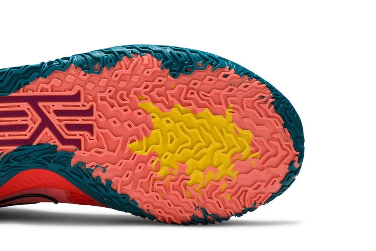 Nike Kyrie Low 4 '1 World 1 People'