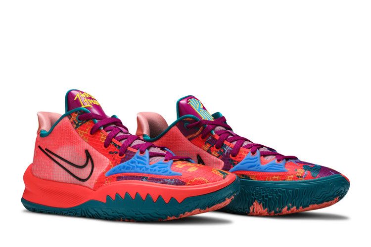 Nike Kyrie Low 4 '1 World 1 People'