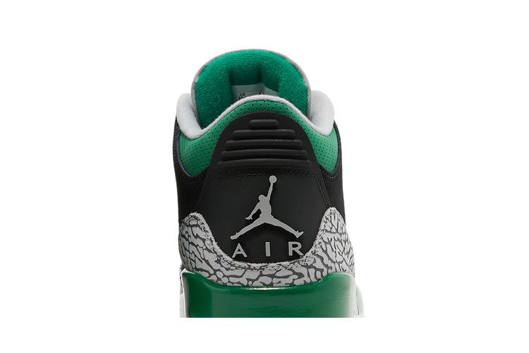 Air Jordan 3 Retro 'Pine Green'