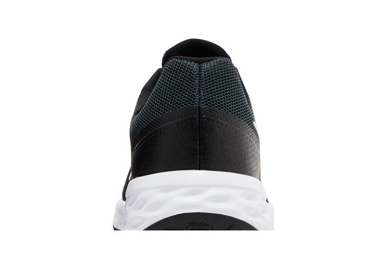 Nike Wmns Revolution 6 Next Nature Wide 'Black White'