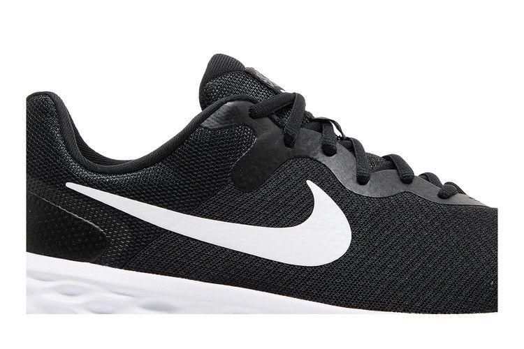 Nike Revolution 6 Extra Wide 'Black White'