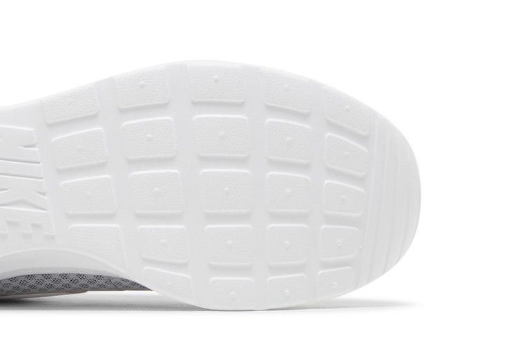Nike Tanjun 'Wolf Grey' — Wolf Grey/Barely Volt/Black/White