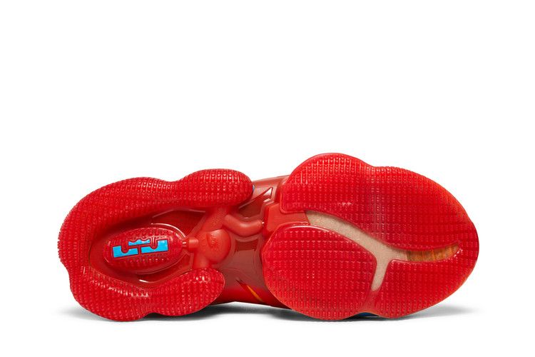 Space Jam x Nike LeBron 19 EP 'Tune Squad'