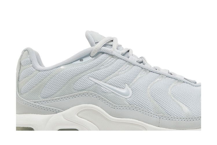 Nike Air Max Plus GS 'Aura White'