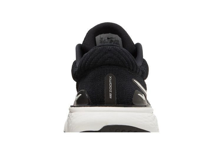 Nike Wmns ZoomX Invincible Run Flyknit 2 'Black White'
