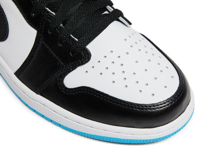 Air Jordan 1 Retro Low OG 'UNC'