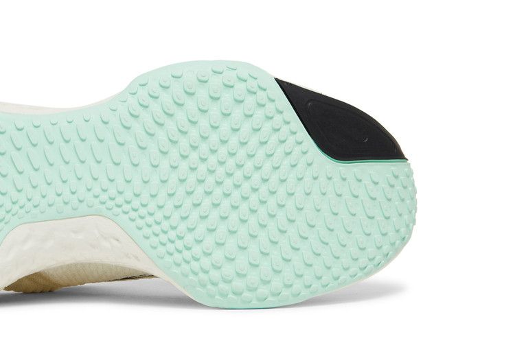 Nike ZoomX Invincible Run Flyknit 2 'Sail'