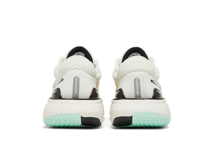 Nike ZoomX Invincible Run Flyknit 2 'Sail'