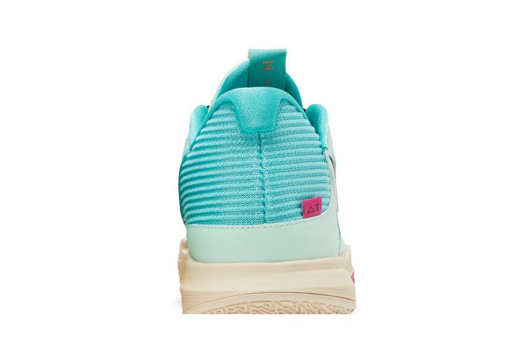 Nike Kyrie Low 5 'Community'