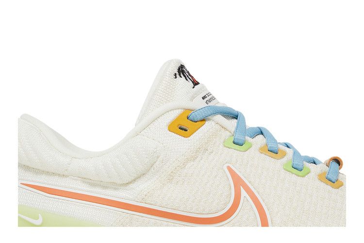 Nike ZoomX Invincible Run Flyknit 2 'Sail Hot Curry'