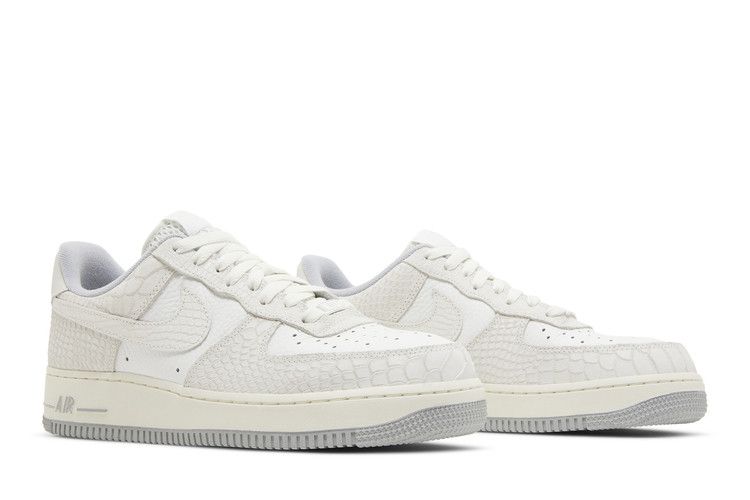 Nike Wmns Air Force 1 '07 'White Python'