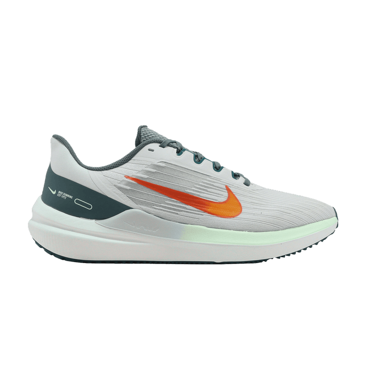 Nike Air Winflo 9 'Pure Platinum Total Orange'