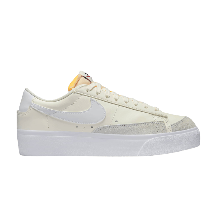 Nike Wmns Blazer Low Platform 'Sail'
