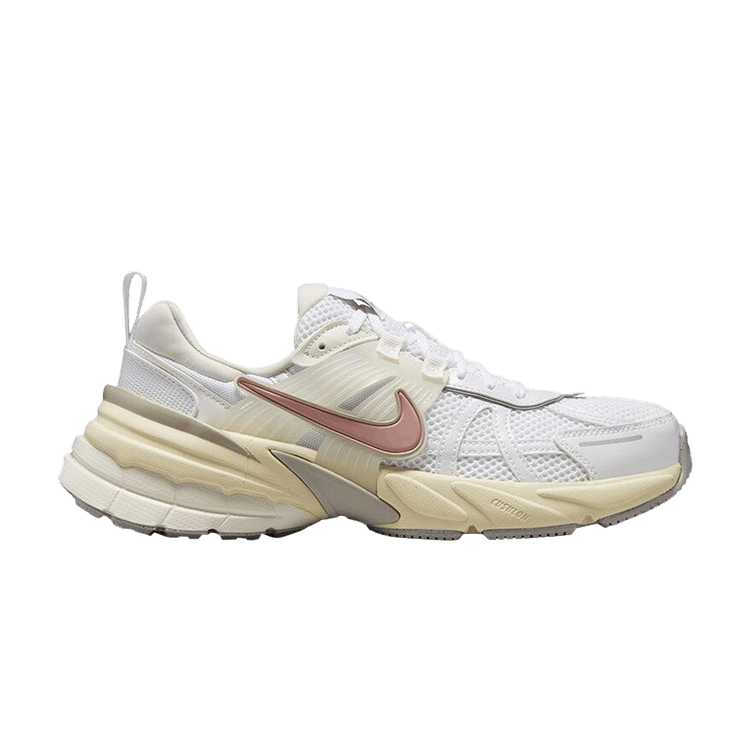 Nike Wmns V2K Run 'White Particle Pink' — White/Particle Pink/Summit White