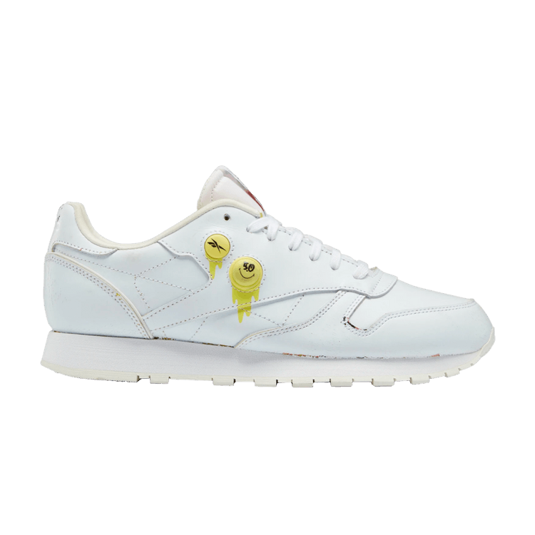 Smiley x Reebok Classic Leather Pump '50th Anniversary' — Footwear White/Footwear White/Chalk