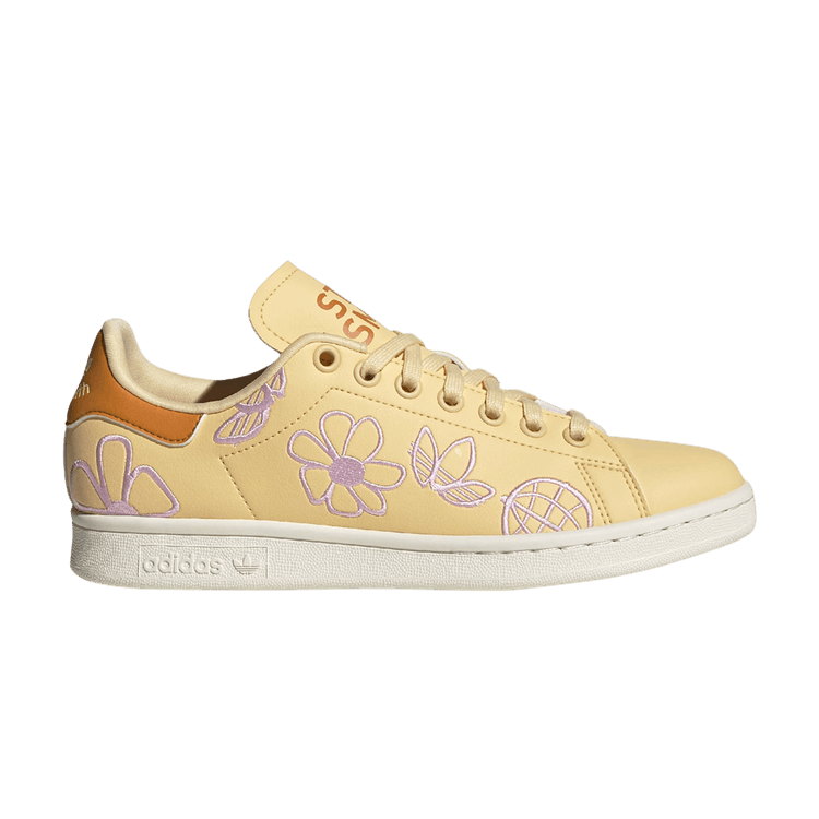 Adidas Wmns Stan Smith 'Peace, Love, Flowers' — Orange Tint/Focus Orange/Off White